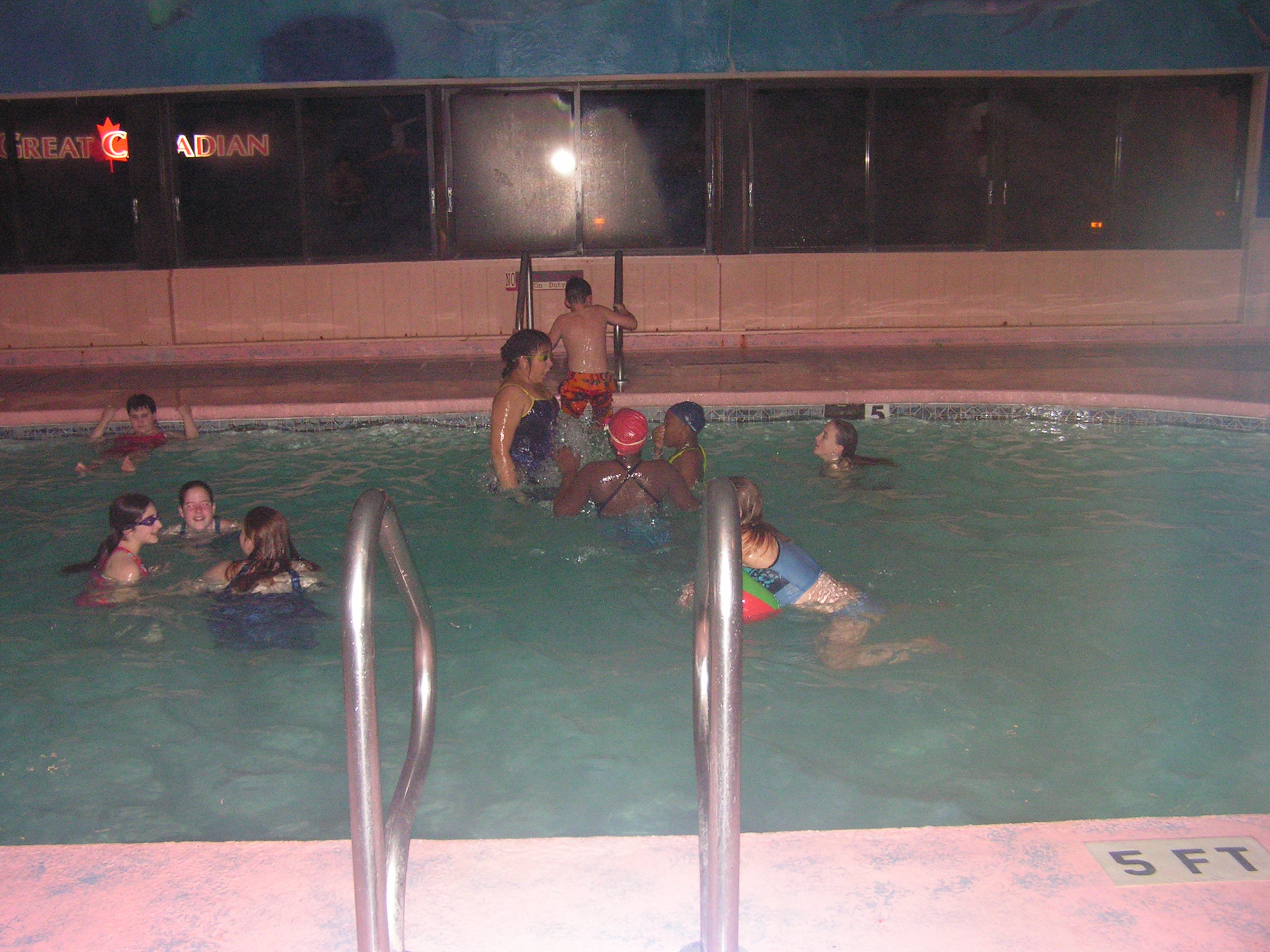 ./2005/Carina's School Trip/Six Gr Apr 28-9 0087.JPG